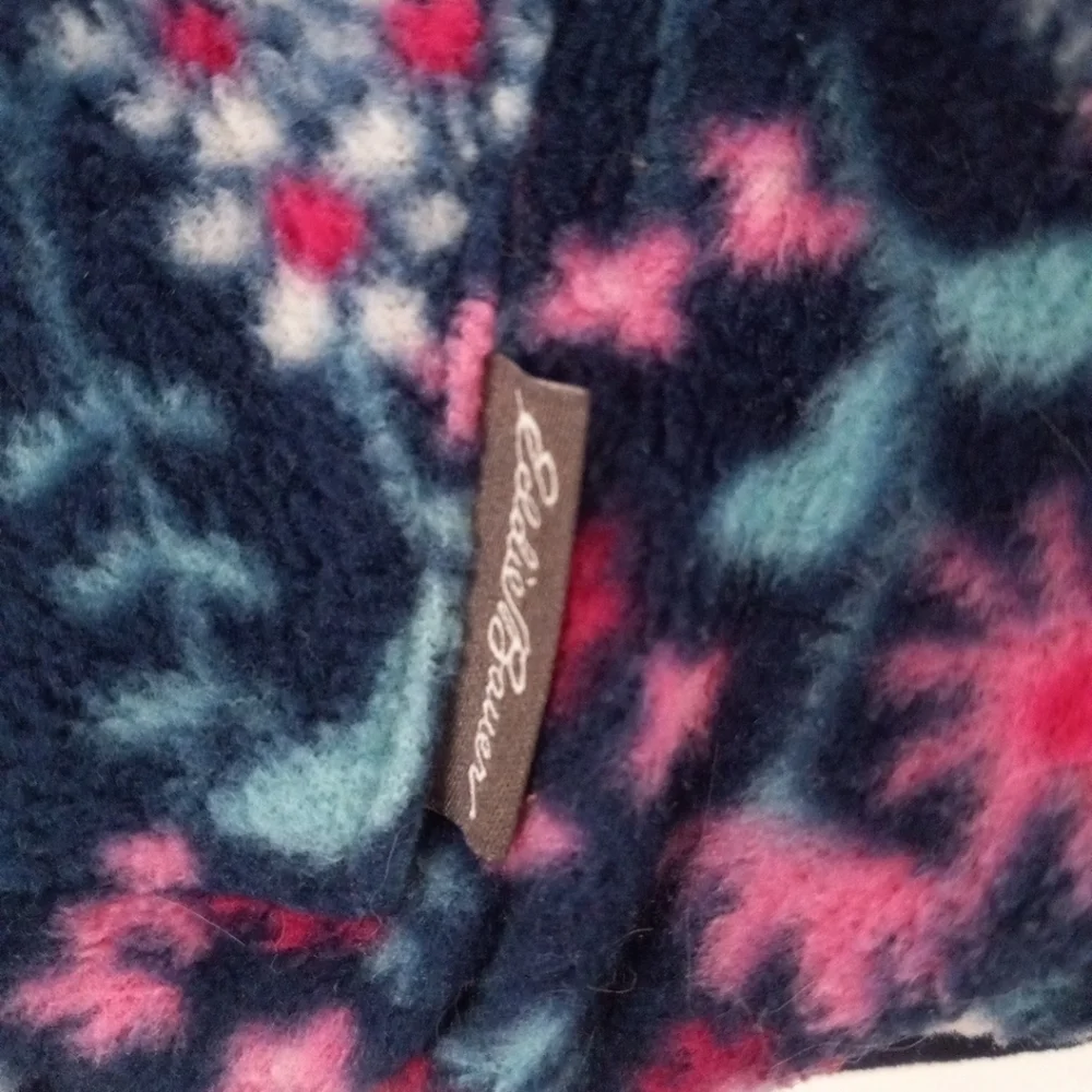 EDDIE BAUER HOODED REVERSIBLE PUFFY/FURRY FLEECE JACKET Youth size 10/12